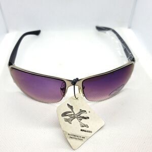 NWT X Loop Silver & Black Sunglasses